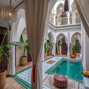 riad-tzizwit-boutique-spa.marrakeshhotelsmorocco.com/
